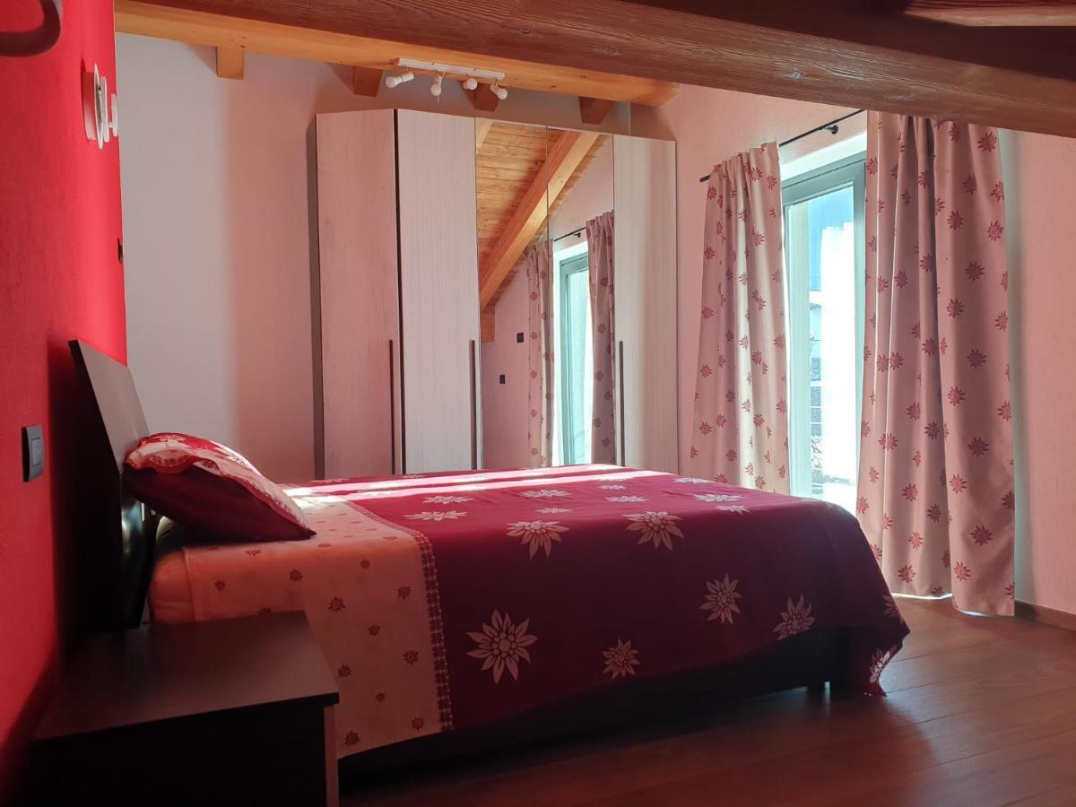 Casa Vacanza Lo Nano Феніс Екстер'єр фото